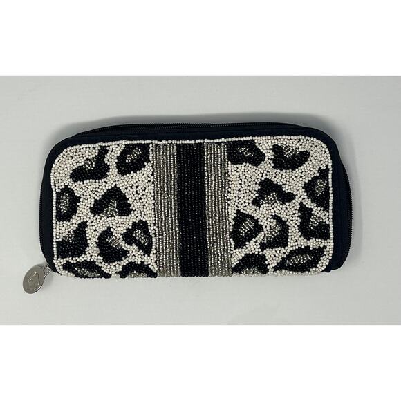 America & Beyond Beaded Bee Clutch Wallet. New no tags - Picture 2 of 9